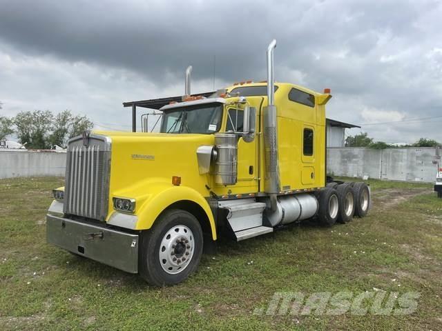 Kenworth W900 Motrici e Trattori Stradali