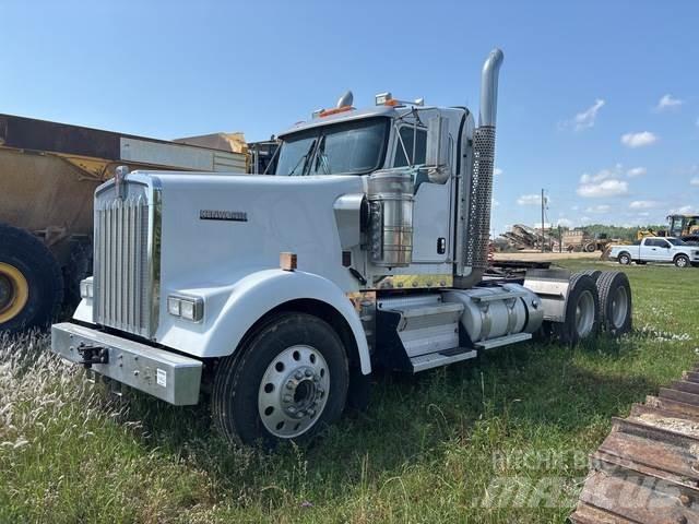Kenworth W900 Motrici e Trattori Stradali