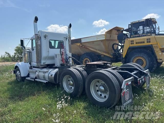 Kenworth W900 Motrici e Trattori Stradali
