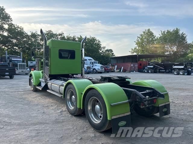 Kenworth W900 Motrici e Trattori Stradali