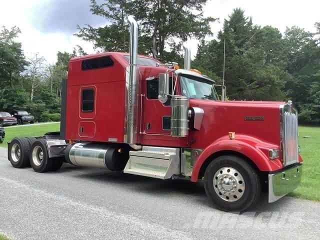 Kenworth W900 Motrici e Trattori Stradali