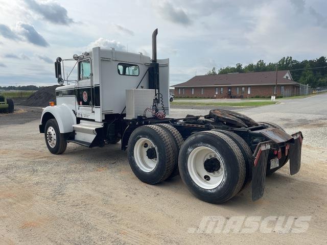 Kenworth W900 Motrici e Trattori Stradali