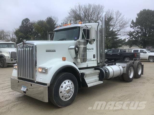 Kenworth W900 Motrici e Trattori Stradali