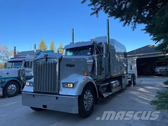 Kenworth W900L Motrici e Trattori Stradali