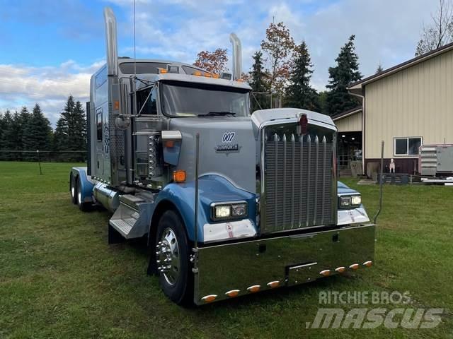 Kenworth W900L Motrici e Trattori Stradali
