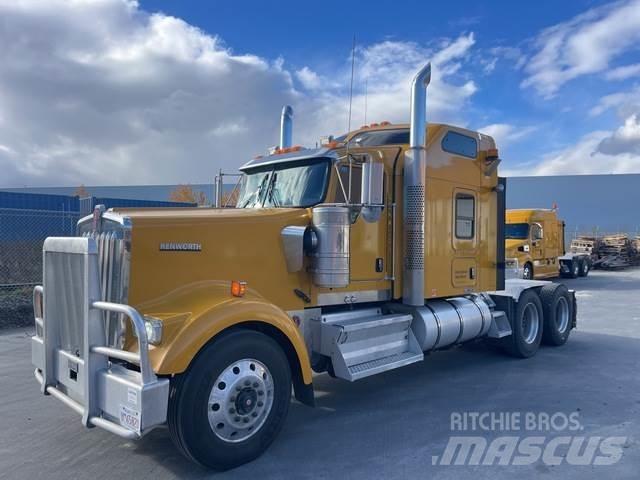 Kenworth W900L Motrici e Trattori Stradali
