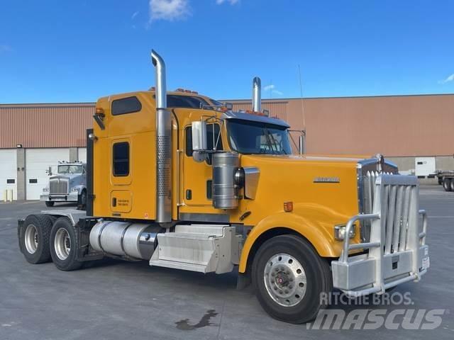 Kenworth W900L Motrici e Trattori Stradali
