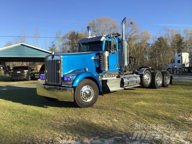 Kenworth W900L Motrici e Trattori Stradali
