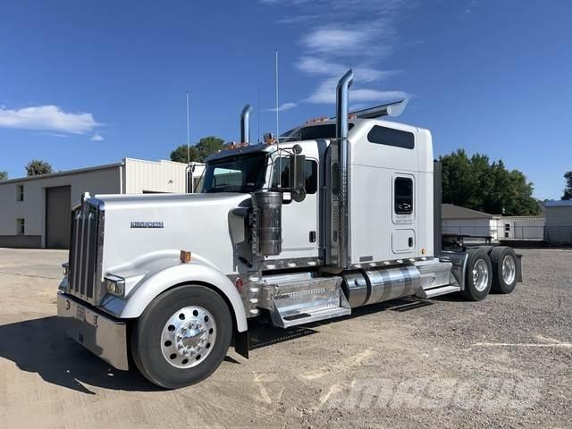 Kenworth W900L Motrici e Trattori Stradali