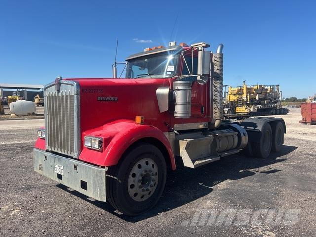 Kenworth W900L Motrici e Trattori Stradali