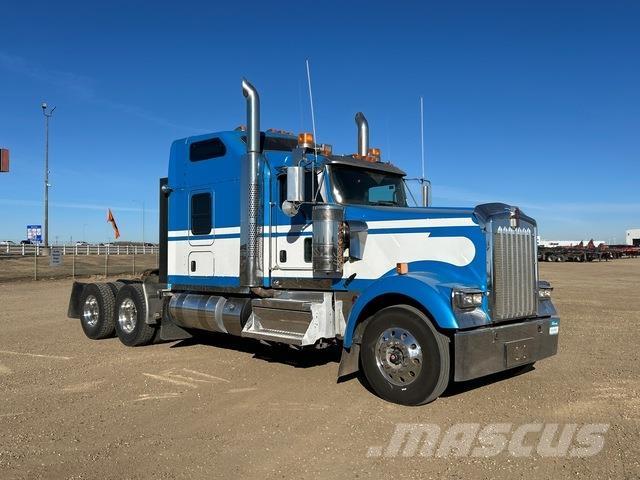 Kenworth W900L Motrici e Trattori Stradali
