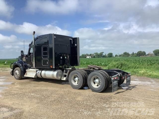 Kenworth W990 Motrici e Trattori Stradali
