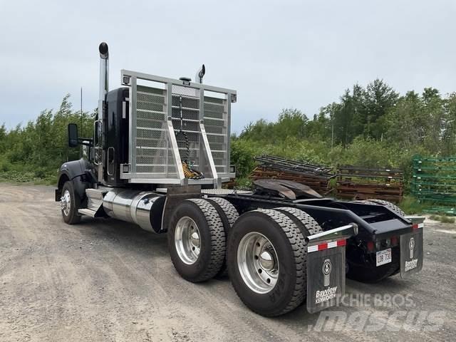 Kenworth W990 Motrici e Trattori Stradali