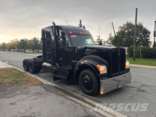 Kenworth W990 Motrici e Trattori Stradali