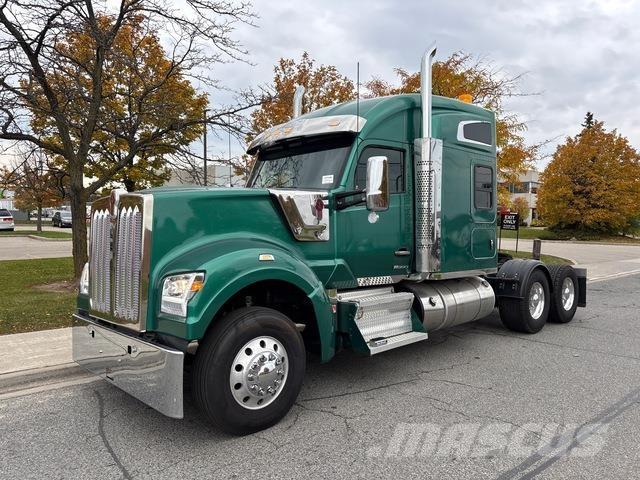 Kenworth W990 Motrici e Trattori Stradali