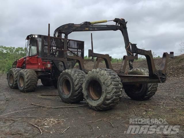 Komatsu 895 Forwarder