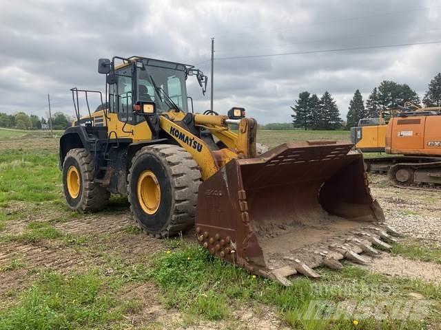 Komatsu WA380 Pale gommate