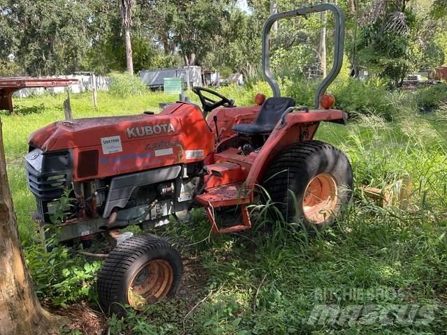 Kubota L2800 Trattori