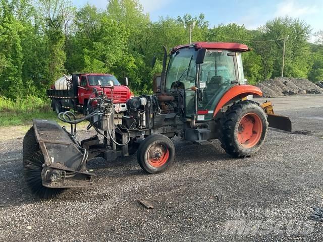 Kubota M5040 Spazzatrici da interno