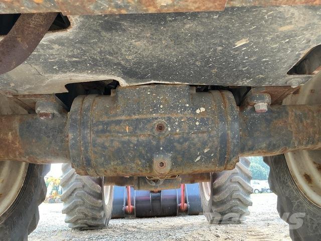 Kubota R430Z Pale gommate