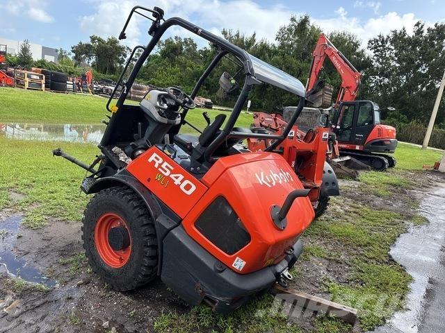 Kubota R540R41 Pale gommate