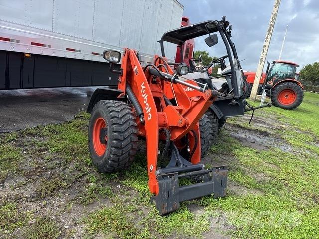 Kubota R540R41 Pale gommate