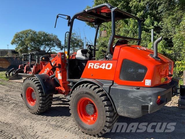 Kubota R640R41 Pale gommate