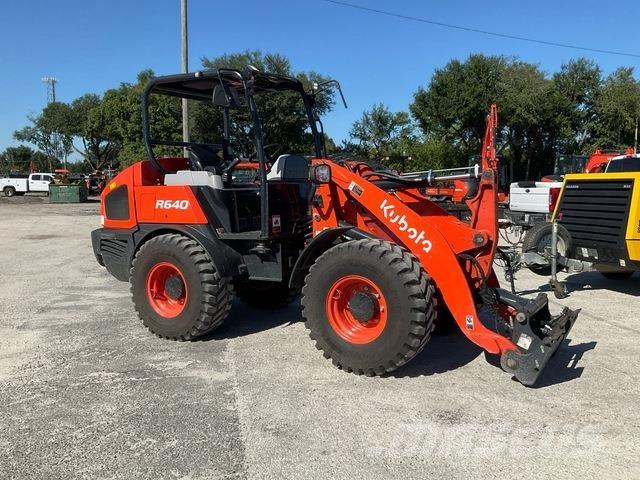 Kubota R640R41 Pale gommate