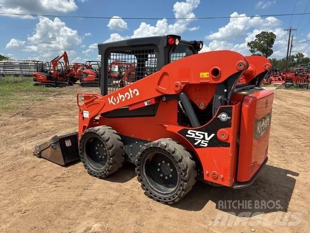 Kubota SSV75 Mini Pale Gommate