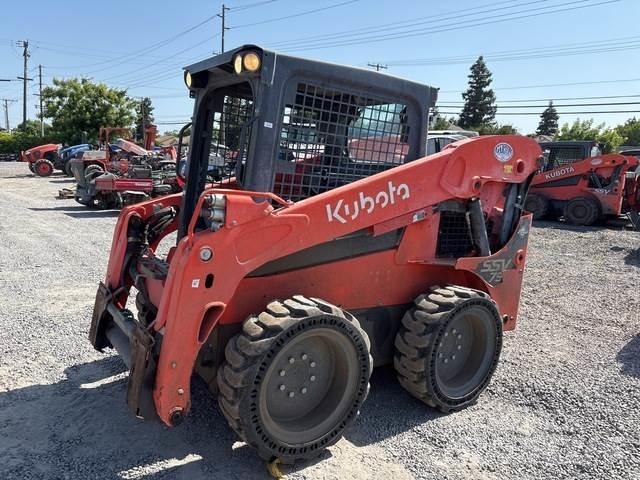 Kubota SSV75H Mini Pale Gommate