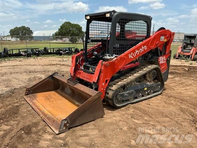 Kubota SVL65-2 Mini Pale Gommate