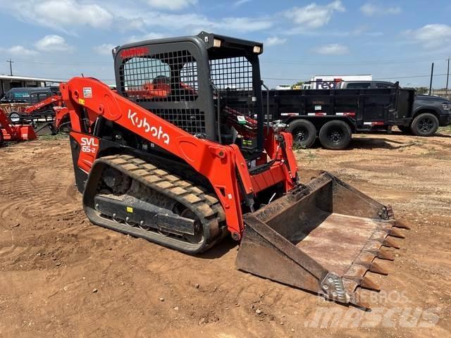 Kubota SVL65-2 Mini Pale Gommate