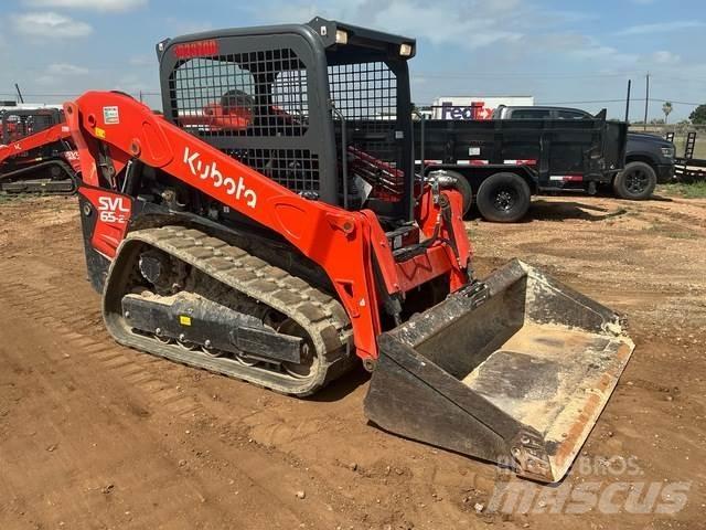 Kubota SVL65-2 Mini Pale Gommate