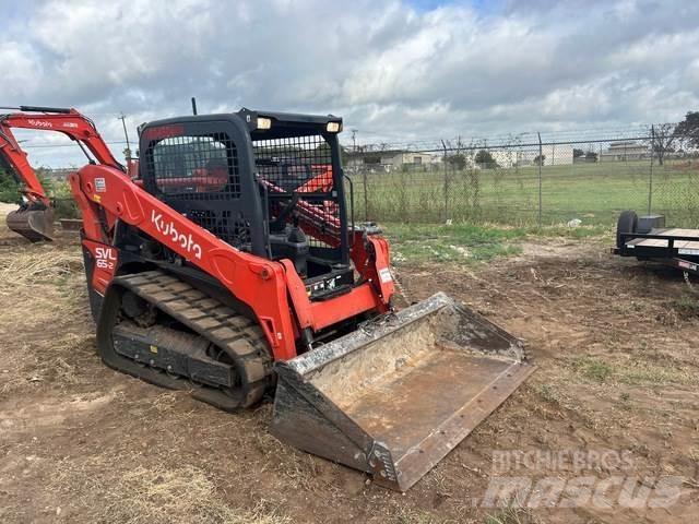 Kubota SVL65-2 Mini Pale Gommate