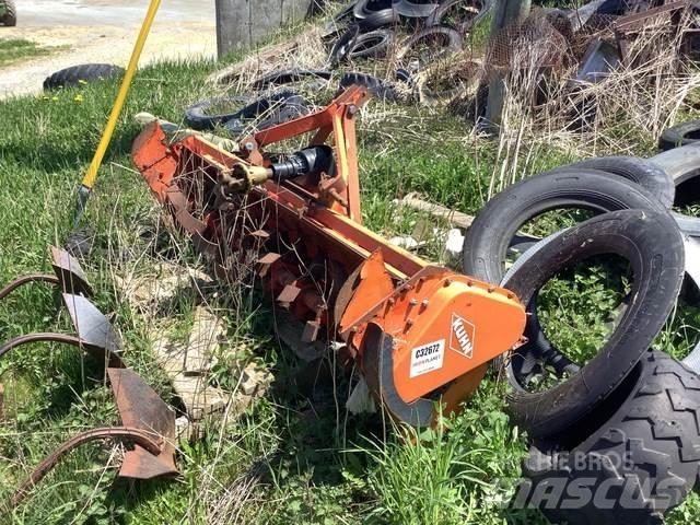 Kuhn  Altre macchine e accessori per l'aratura