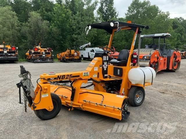 LeeBoy NB25 Spazzatrici da interno