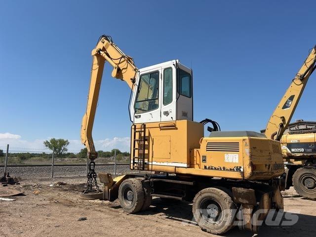 Liebherr A902 Movimentazione rifiuti