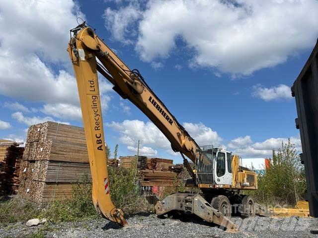 Liebherr A934C Movimentazione rifiuti