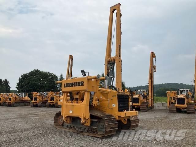 Liebherr RL54 Posatubi cingolati