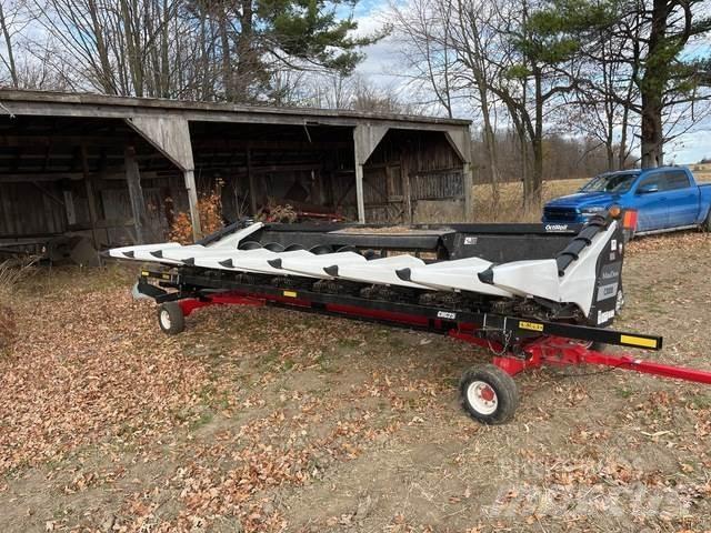 MacDon C3008 Testate per mietitrebbie