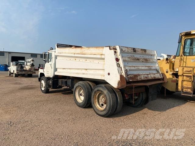 Mack  Camion ribaltabili