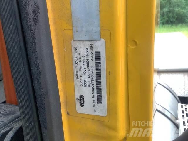 Mack 600 Motrici e Trattori Stradali