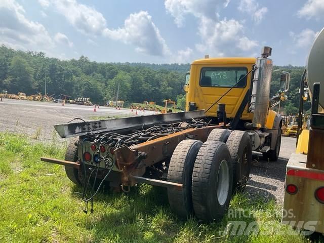 Mack 700 Lame spazzaneve e aratri