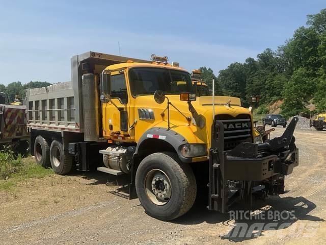 Mack 700 Lame spazzaneve e aratri