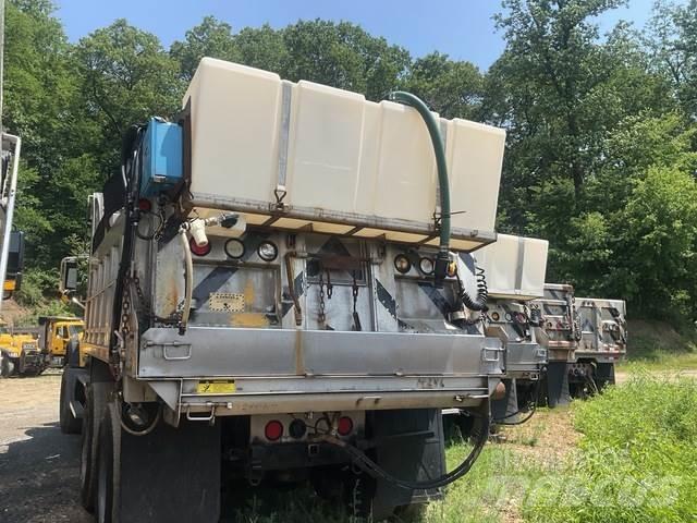 Mack 700 Lame spazzaneve e aratri