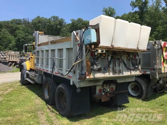 Mack 700 Lame spazzaneve e aratri