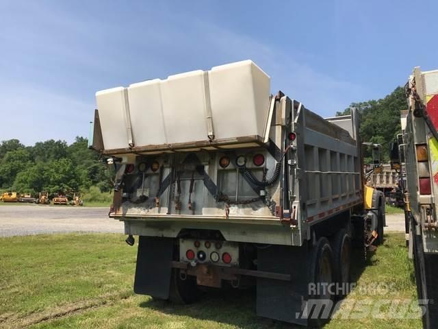 Mack 700 Lame spazzaneve e aratri