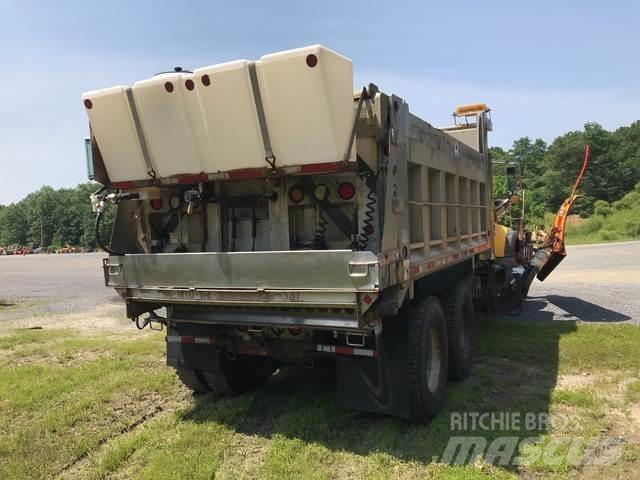 Mack 700 Lame spazzaneve e aratri