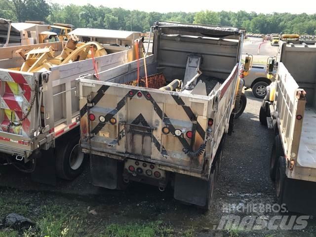 Mack 700 Lame spazzaneve e aratri