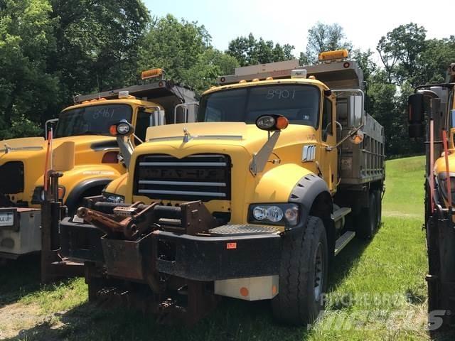 Mack 700 Lame spazzaneve e aratri